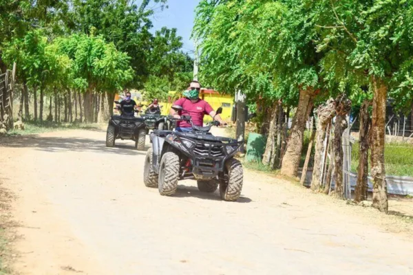 Aventura en ATV 4x4 en Punta Cana - Imagen 6