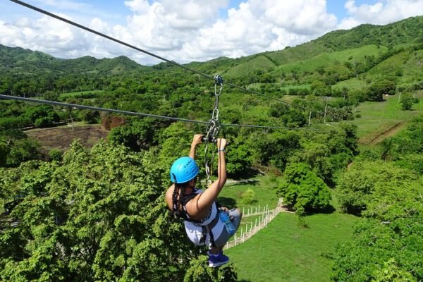 DayPass VIP: ATV, Tirolesa y Paseo a Caballo - Imagen 4