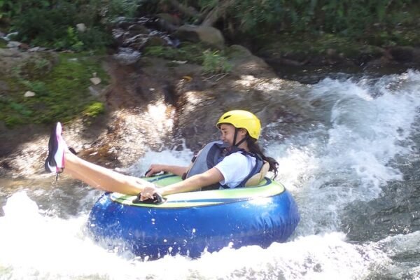 Aventura de Tubing Inolvidable en el Río Yaque del Norte - Image 4