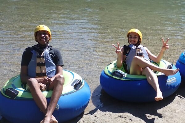 Aventura de Tubing Inolvidable en el Río Yaque del Norte - Image 5