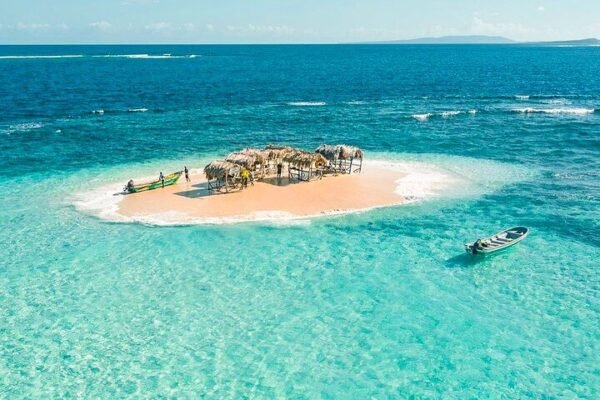 Tour a Paradise Island (Cayo Arena) desde Punta Rucia
