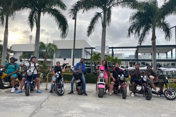 Tour Guiado en E-Bike por la Ciudad de Punta Cana - Imagen 4
