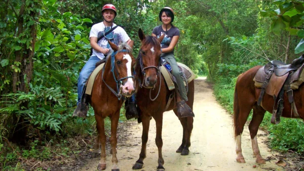 Paseo a Caballo de Medio Día en la Playa de Puerto Plata - Imagen 5